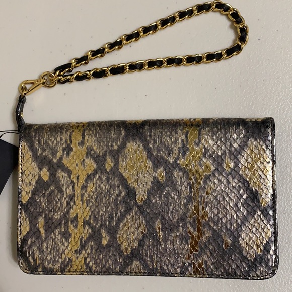 CLUB MONACO | Beverly wristlet - Picture 3 of 11